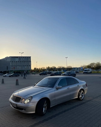 Mercedes-Benz Klasa E cena 33900 przebieg: 437900, rok produkcji 2004 z Lublin małe 352